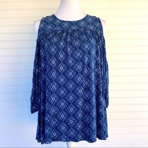 Style & Co Open/Cold shoulder blouse Size Medium